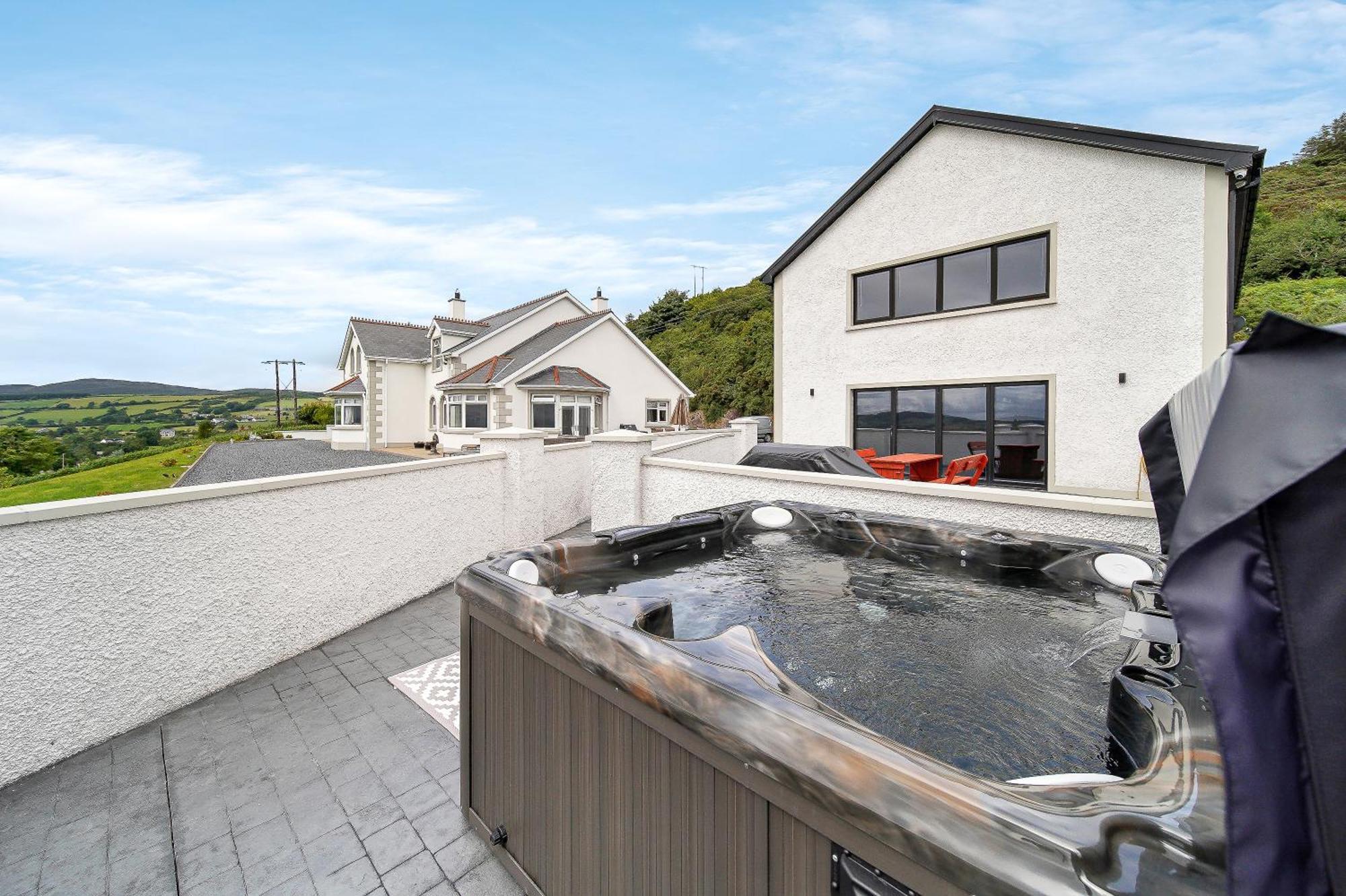 Seaview Lodge Apartment 'Sleeping 4 Guests' Rockstown Kültér fotó
